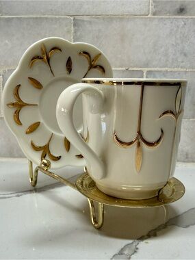 PartyLite Cream Ceramic Teacup Set with stand.